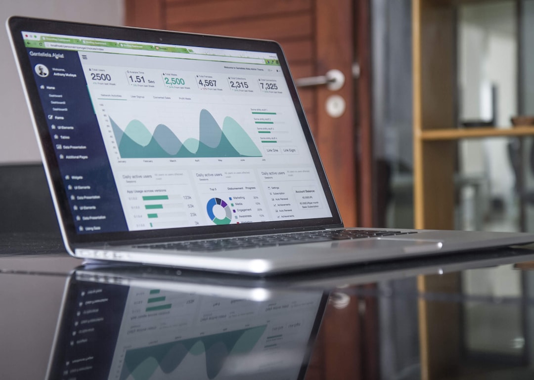 The Art of Drawing Readers In: Your attractive post title goes here Statistics on a laptop